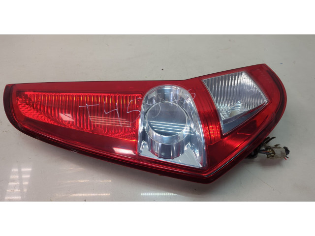 Задний фонарь          