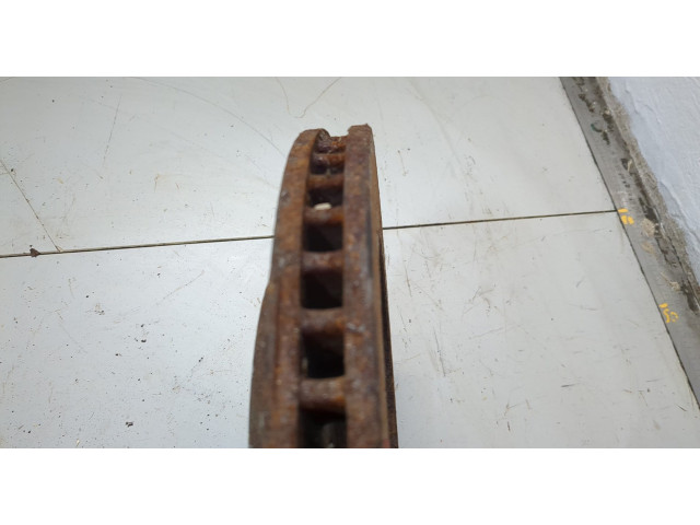 Диск тормозной Mitsubishi L200 2006-2015 передний