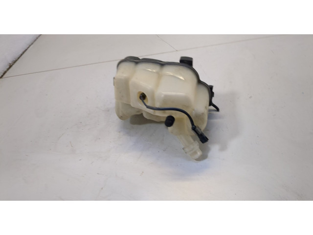 Бачок расширительный Land Rover Discovery Sport 2014-2022