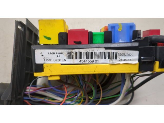 Блок предохранителей  Peugeot 5008 2020-         