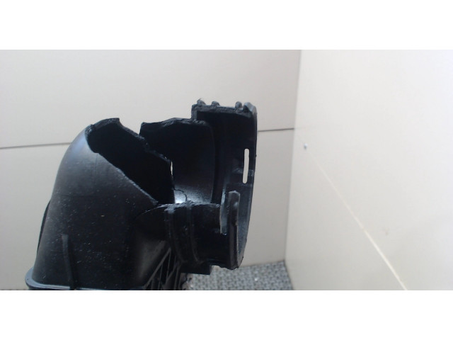 Интеркулер  Mercedes E W211 2002-2009 2.7  a2115001102    