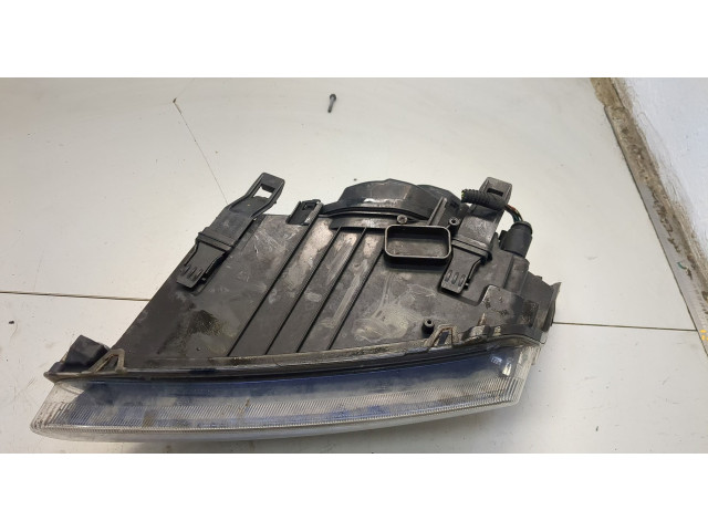 Фара передняя  Ford Focus 2 2005-2008 правая 