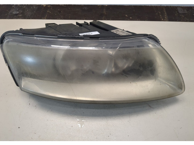 Фара передняя Audi A6 (C6) 2005-2011 правая