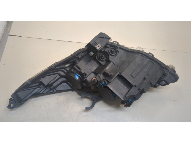 Фара передняя  Peugeot 3008 2009-2016 правая 