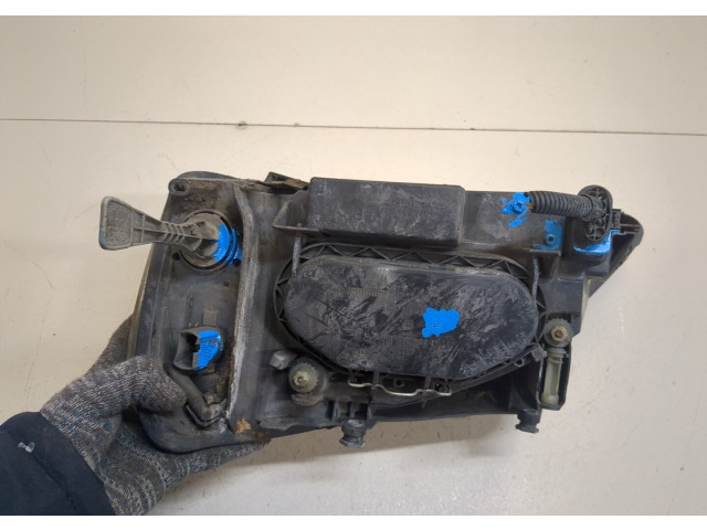 Фара передняя Ford Galaxy 2000-2006 правая