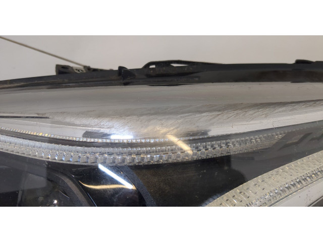 Фара передняя  Cadillac XT4 левая 