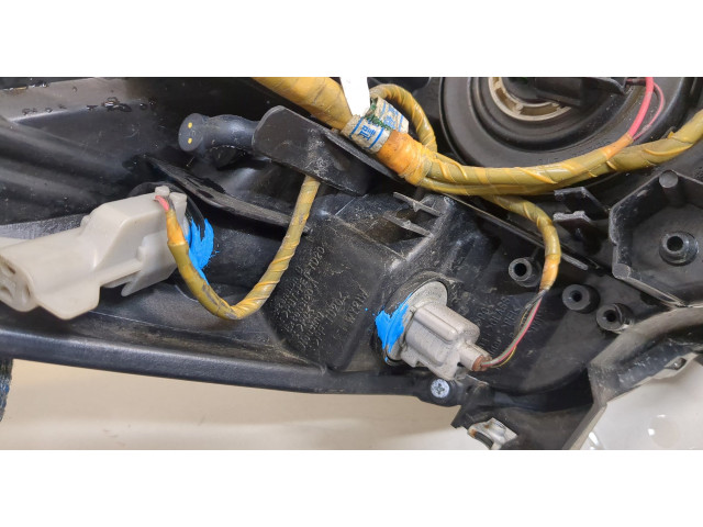 Фара передняя Mazda 3 (BL) 2009-2013 левая