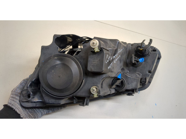 Фара передняя  Volkswagen Caddy 2004-2015 правая 