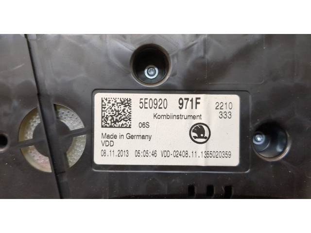 Панель приборов Skoda Octavia (A7) 2013-2023