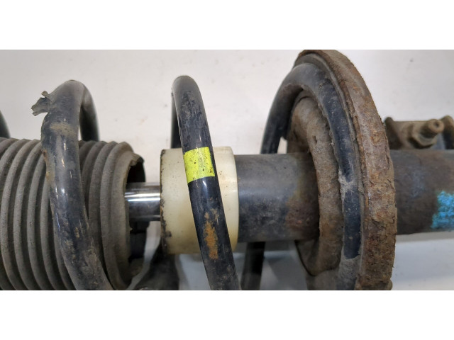 Стойка амортизатора Smart Forfour W454 2004-2006 a4543201430 1.3 бензин