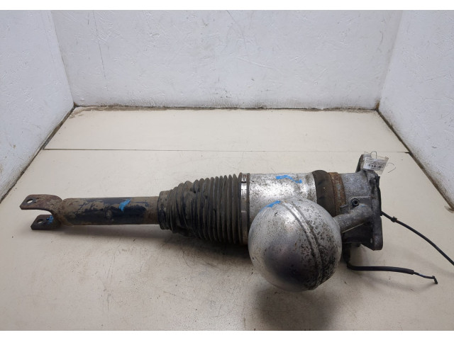 Стойка амортизатора Volkswagen Phaeton 2002-2010