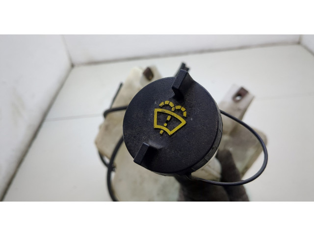 Бачок омывателя  Ford Explorer 2001-2006 5L2Z17618CA   
