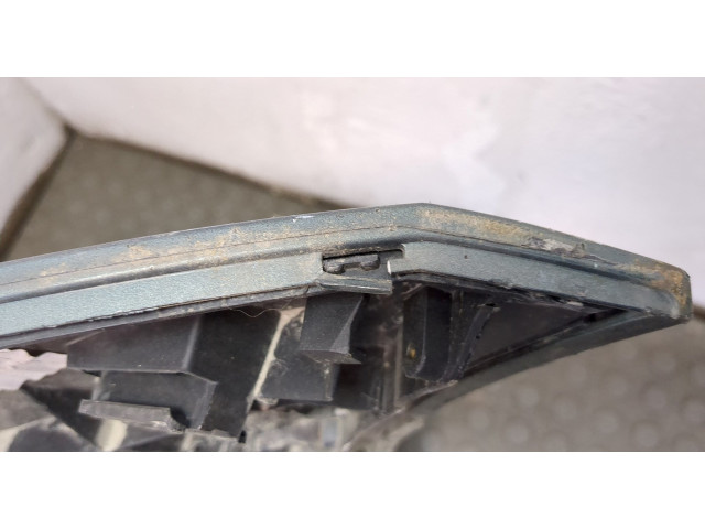 Бампер Volkswagen Touareg 2002-2007 задний 7L6807378