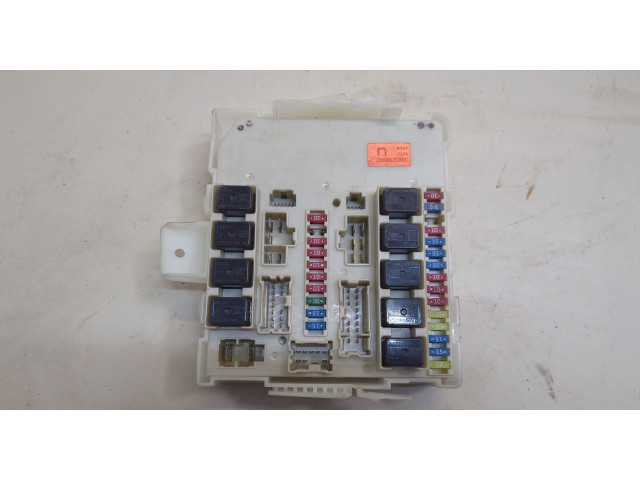 Блок предохранителей  Nissan Pathfinder 2004-2014         