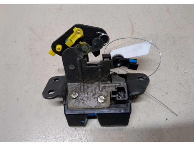 Замок багажника  Chevrolet Captiva 2011-2016       