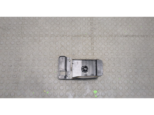 Крышка блока предохранителей  Volvo XC90 2014-2019         