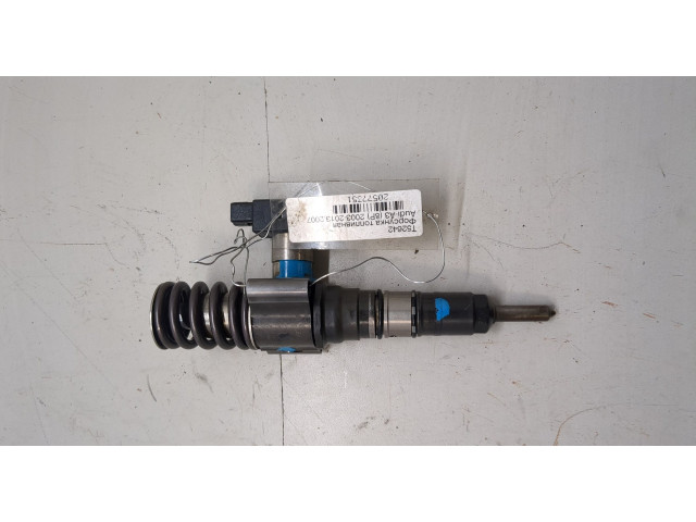 Форсунка топливная  Audi A3 (8P) 2003-2013    03G130073T     