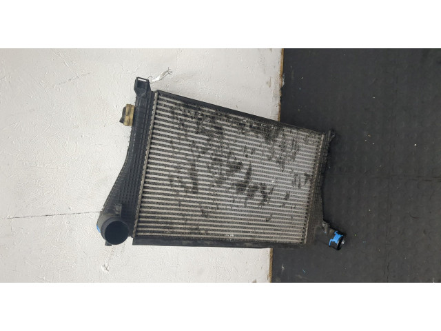 Интеркулер  Volkswagen Golf 7 2012-2020   5Q0145803P    