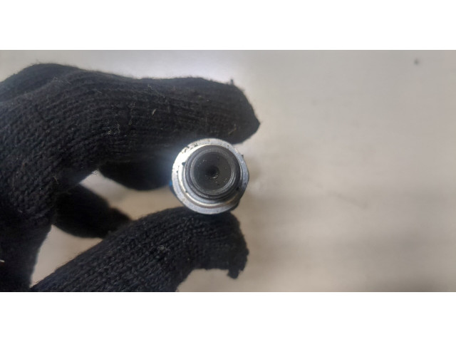 Форсунка топливная Mitsubishi Pajero 1990-2000