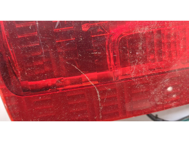 Задний фонарь          