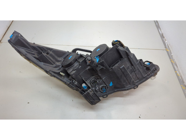 Фара передняя  Peugeot 5008 2009-2016 левая 