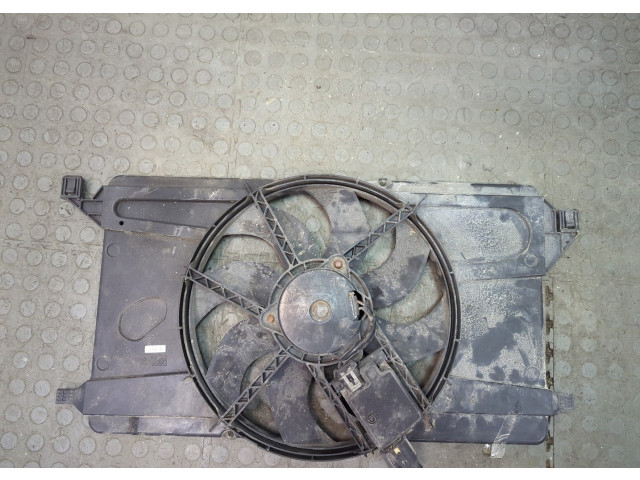 Вентилятор радиатора  Ford Focus 2 2005-2008           