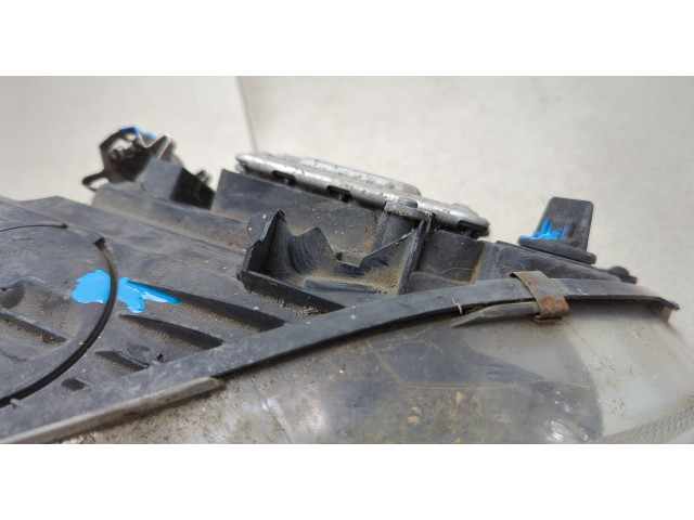 Фара передняя Volvo C70 2006-2009 правая