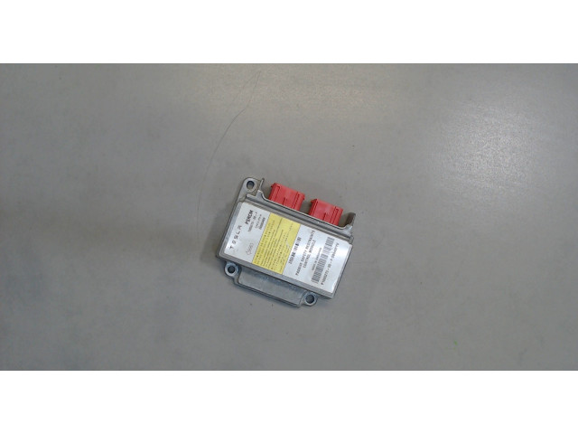 Блок управления подушками безопасности Tesla Model S