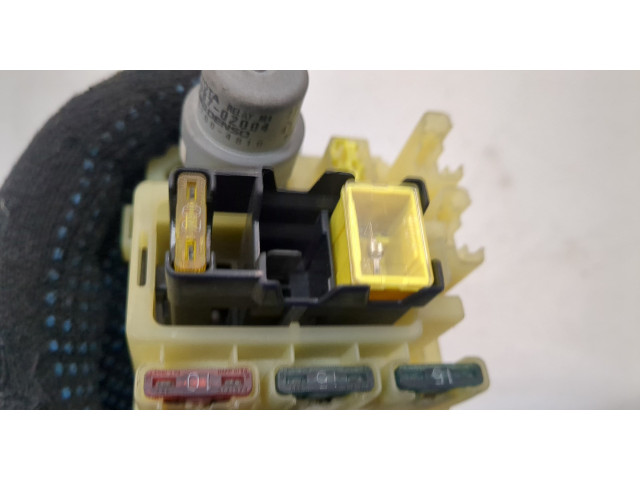 Блок реле Lexus LS400 UCF10 1989-1994