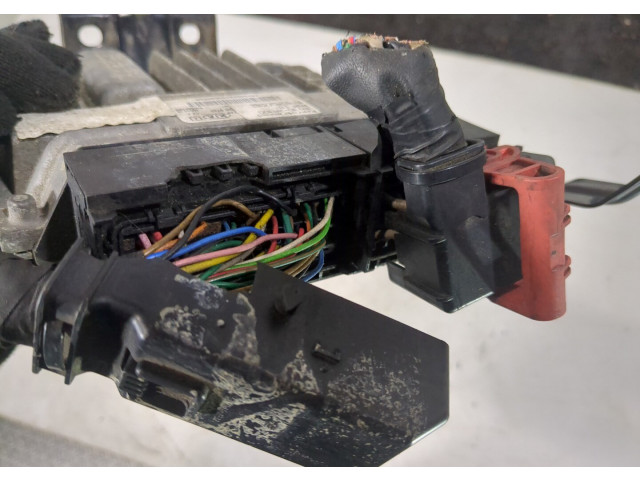 Блок управления двигателем KIA Venga