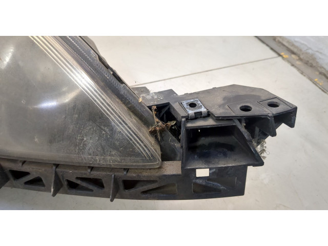 Фара передняя Mazda 3 (BK) 2003-2009 левая