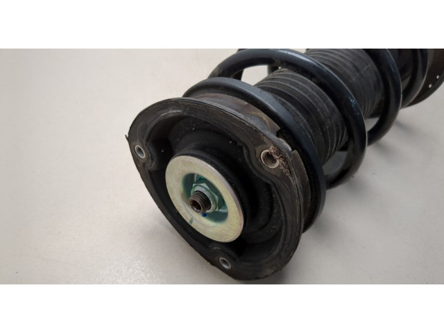 Стойка амортизатора  Volkswagen Jetta 7 2018-2025 5QM413031AM, 5QM411105K     