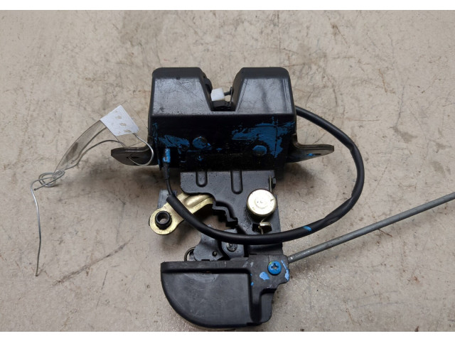 Замок багажника  KIA Rio 2005-2011       