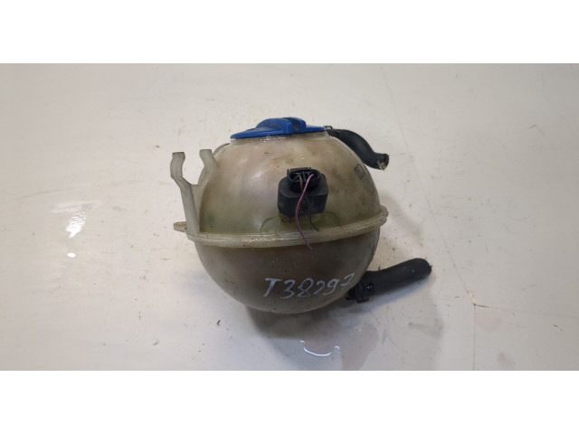 Бачок расширительный  Volkswagen Jetta 5 2004-2010      1.9