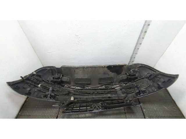 Бампер Volkswagen Touareg 2002-2007 передний