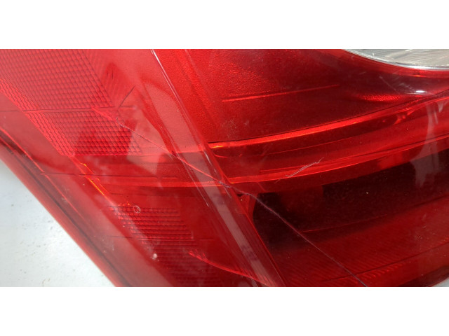 Задний фонарь          