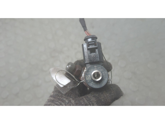 Форсунка топливная Volkswagen Tiguan 2011-2018 0445110469