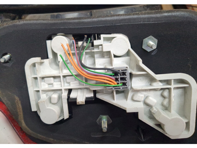 Задний фонарь     307744544   Volvo V50 2007-2012 