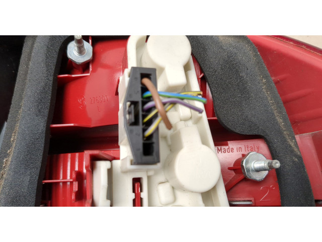 Задний фонарь