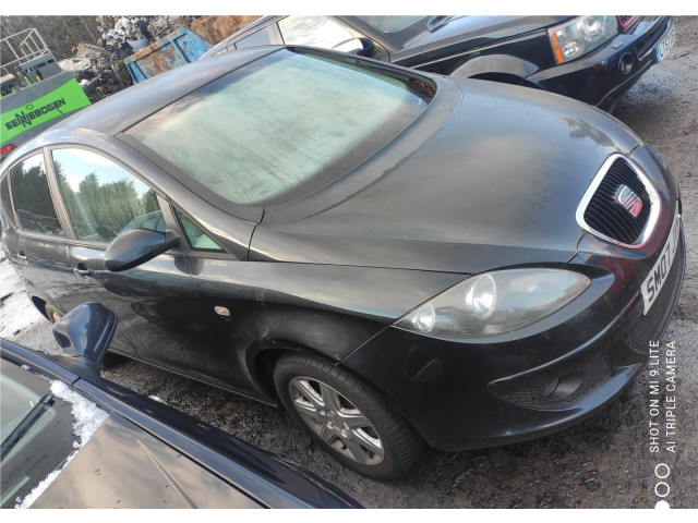 Генератор  Seat Altea 2004-2009       06F903023C    2.0 дизель