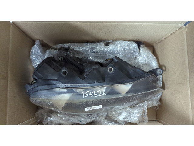 Фара передняя  Volkswagen Golf 6 2009-2012 правая 