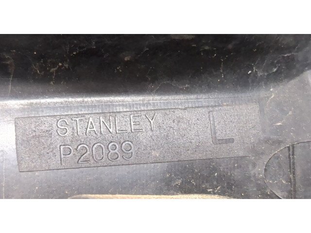 Фара передняя Mitsubishi Endeavor левая