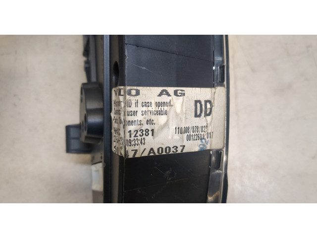 Přístrojová deska