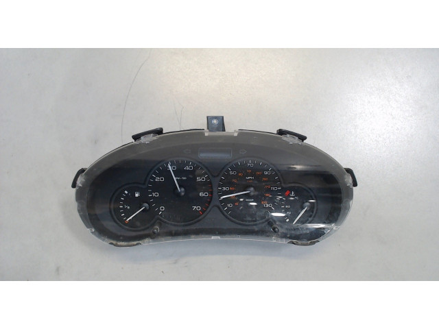 Панель приборов Citroen Berlingo 2002-2008 9662745780 1.6 Дизель