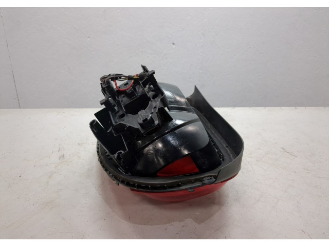 Задний фонарь