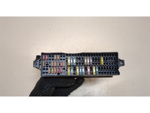 Блок предохранителей  Audi Q3 2014-2018         