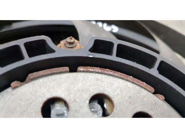 Вентилятор радиатора Volkswagen Golf 4 1997-2005