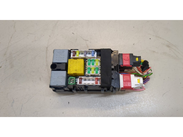 Блок предохранителей  Citroen C4 Grand Picasso 2014-         