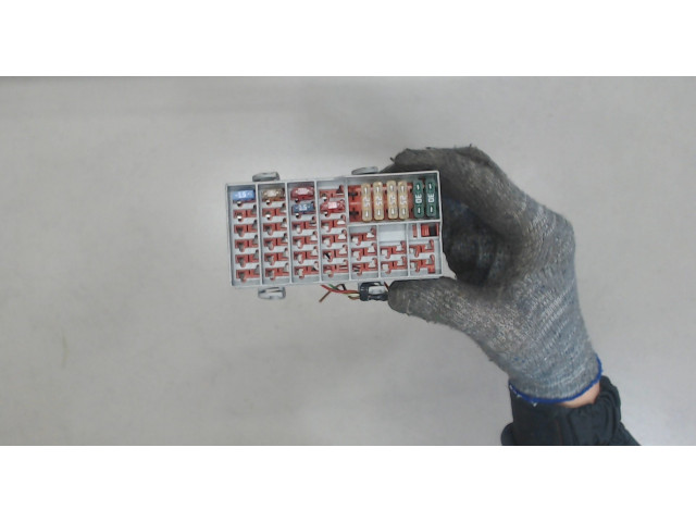 Блок предохранителей Volvo XC90 2002-2006 8637669 2.5