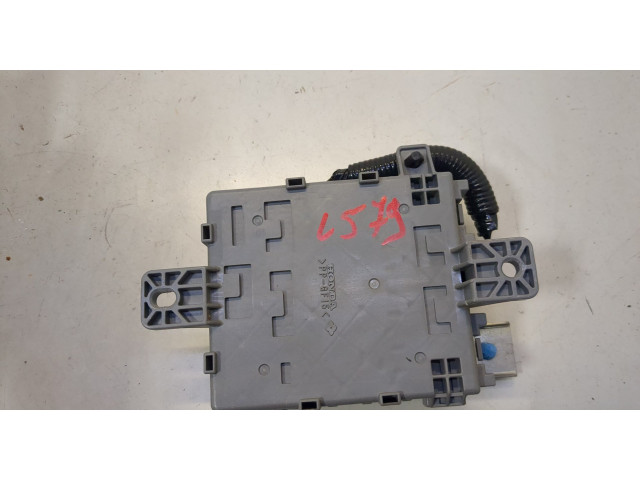 Блок предохранителей Acura RL 2004-2012